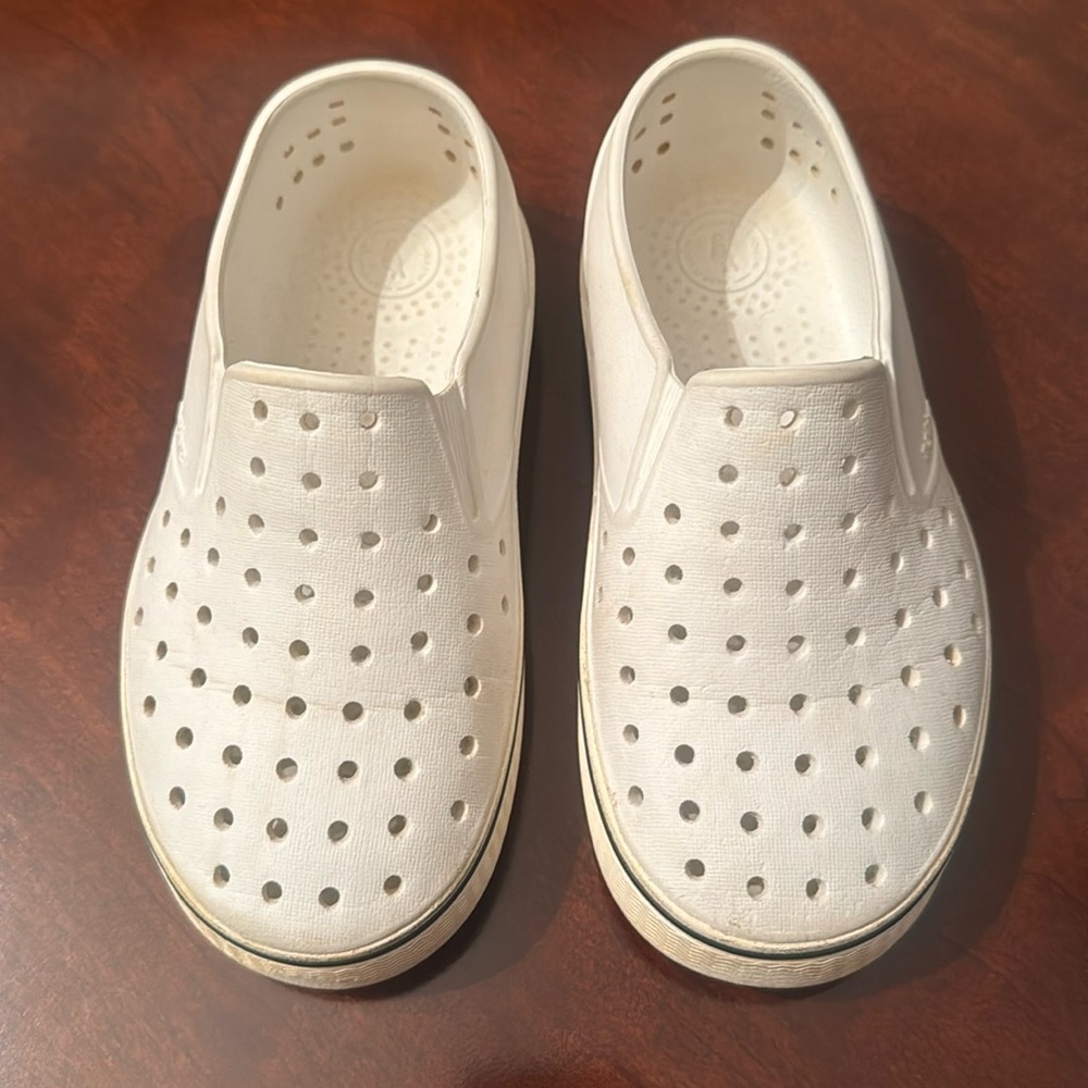 KIDS NATIVE SHOES SIZE US C12